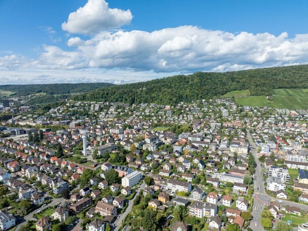 Sehr gepflegte und grosszügige Eigentumswohnung mitten in Wettingen 12