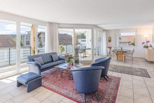 Sehr gepflegte und grosszügige Eigentumswohnung mitten in Wettingen 6