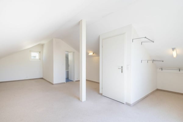 Freistehendes Einfamilienhaus an zentraler Lage in Wettingen 11