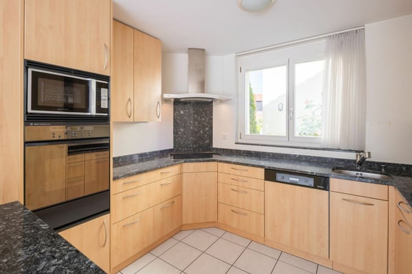 Freistehendes Einfamilienhaus an zentraler Lage in Wettingen 5