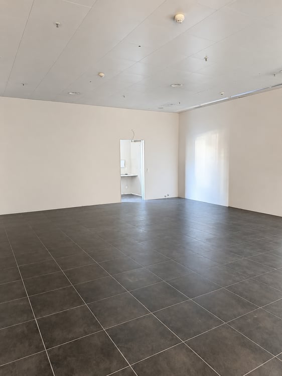 88 m² Retail-/Verkaufsfläche neben Eingang 7