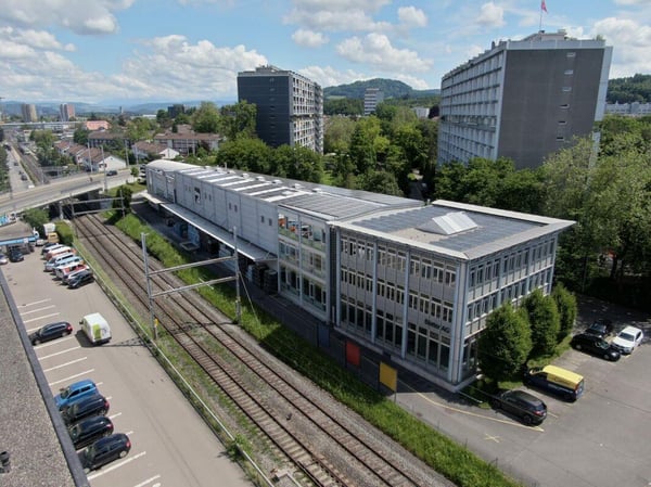 Auf der Suche nach einem neuen Firmenstandort? Büro- und Ausstellun... 6