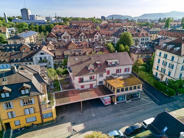 Atelier / Büro ab 180 m2 im Erdgeschoss 1