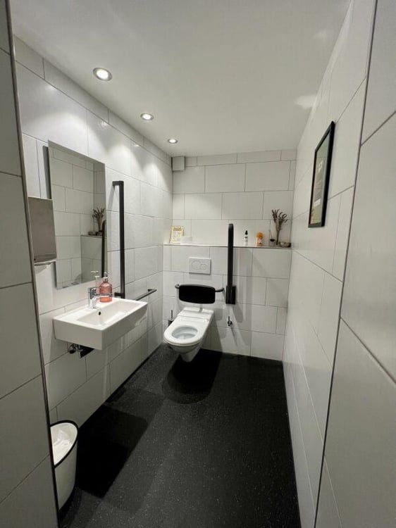 Restaurant EG und 1. OG mit Aussensitzplatz 8