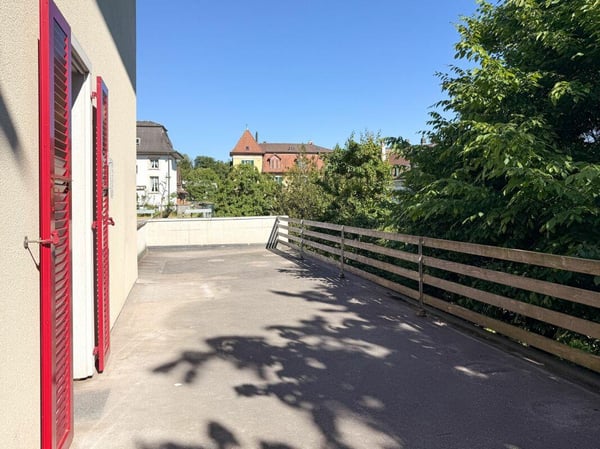 3.5 Zimmer Wohnung im 1. Stock mit Terrasse und Balkon 7