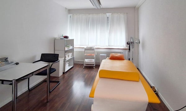 Zentralgelegene Büro- / Praxisräumlichkeiten suchen neue Mieter 4