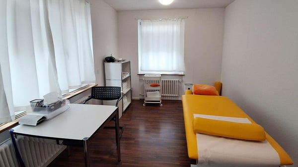 Zentralgelegene Büro- / Praxisräumlichkeiten suchen neue Mieter 3