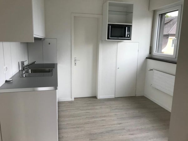 Charmante 1.5-Zimmer-Dachwohnung zum Wohlfühlen 3