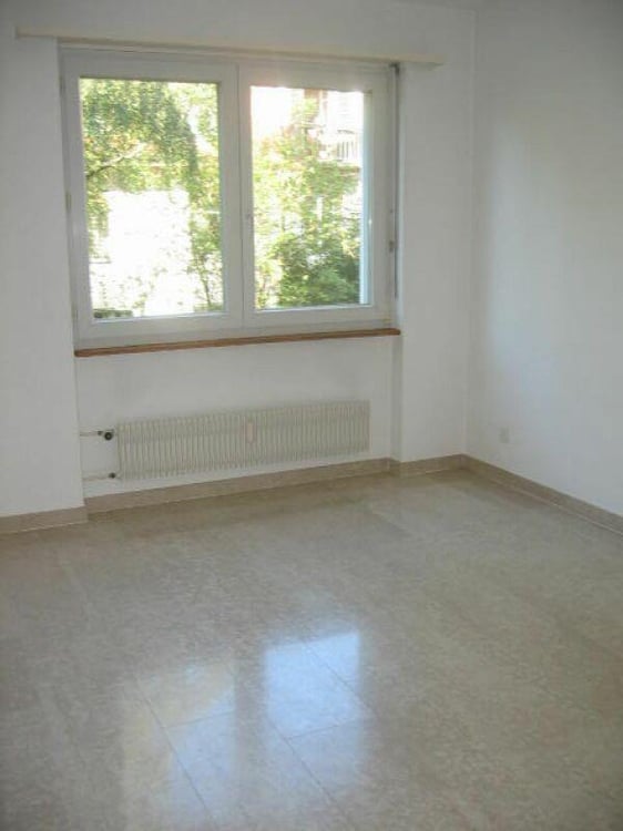 4.5 Zimmerwohnung im Erdgeschoss rechts mit Balkon 9