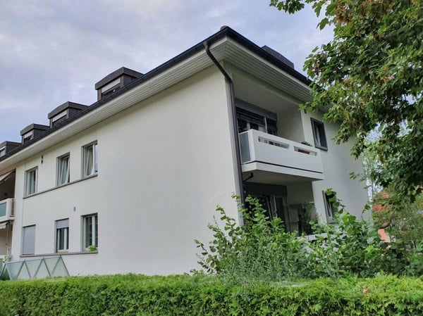 4.5 Zimmerwohnung im Erdgeschoss rechts mit Balkon 12
