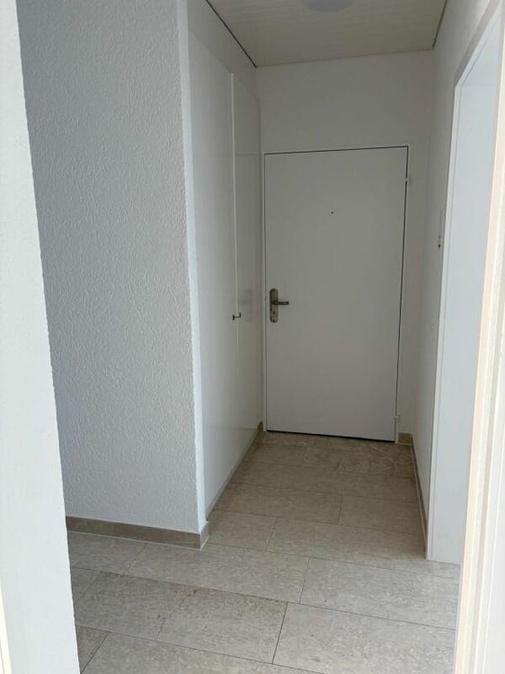 4.5 Zimmerwohnung im Erdgeschoss rechts mit Balkon 11