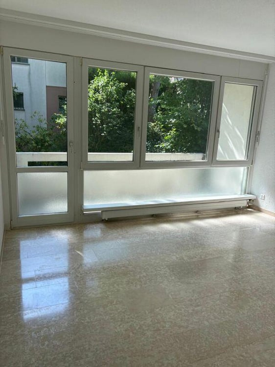 4.5 Zimmerwohnung im Erdgeschoss rechts mit Balkon 13