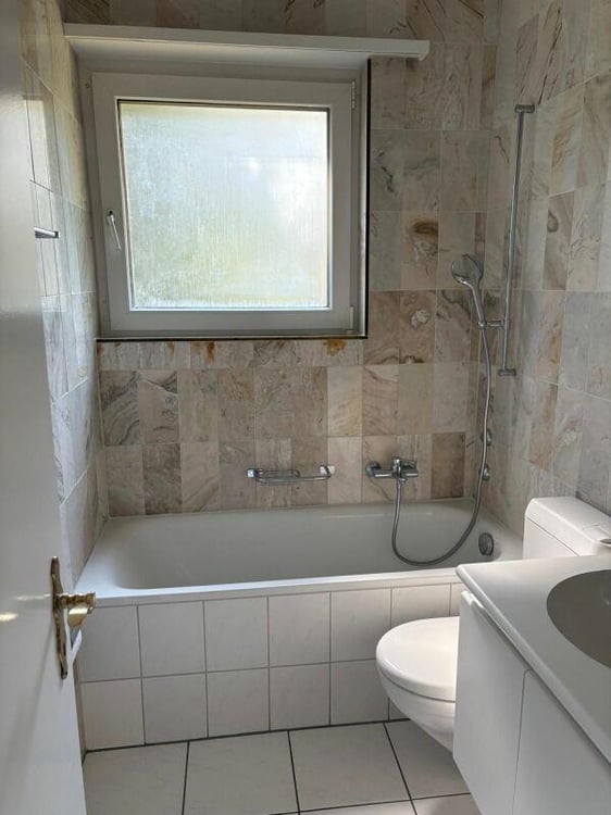 4.5 Zimmerwohnung im Erdgeschoss rechts mit Balkon 4