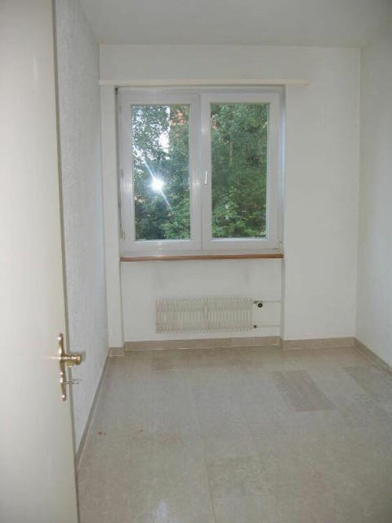 4.5 Zimmerwohnung im Erdgeschoss rechts mit Balkon 8
