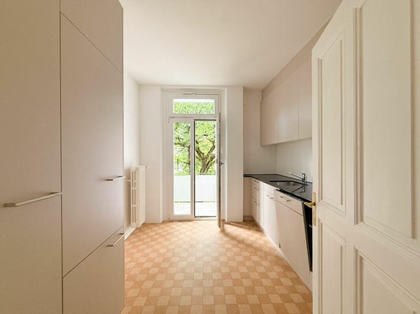 2,5 Zimmer-Wohnung mit Balkon 1