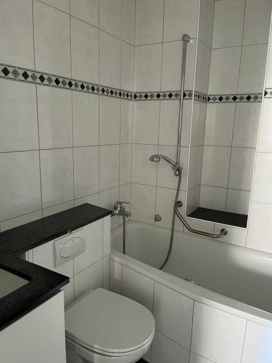 3.5 Zimmer mit 2 Balkonen 6