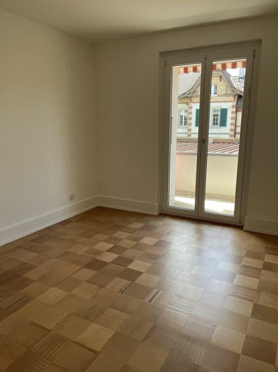 3.5 Zimmer mit 2 Balkonen 10