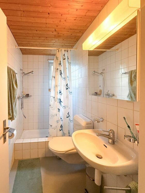 Charmantes Zweifamilienhaus im Baurecht mit Potenzial 5