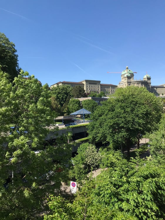 Hochhinaus - Aussicht übers Marziliquartier 1