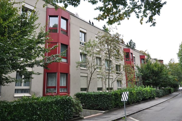 Hochhinaus - Aussicht übers Marziliquartier 9