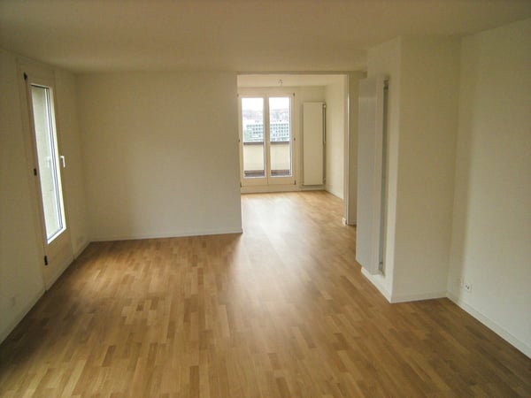 Charmante 4-Zimmer-Dachwohnung an der Hallerstrasse in Bern 11