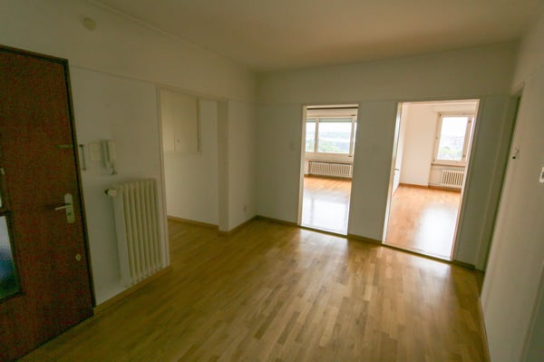Charmante 3-Zimmer-Wohnung mit Balkon und Cheminée in Bern 12
