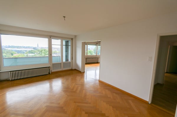 Charmante 3-Zimmer-Wohnung mit Balkon und Cheminée in Bern 10