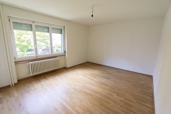 renovierte 1-Zimmer-Wohnung mit Balkon an der Hallerstrasse in Bern 10