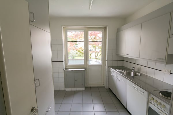 renovierte 1-Zimmer-Wohnung mit Balkon an der Hallerstrasse in Bern 2