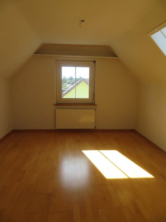 Charmante Dachwohnung zu vermieten 7