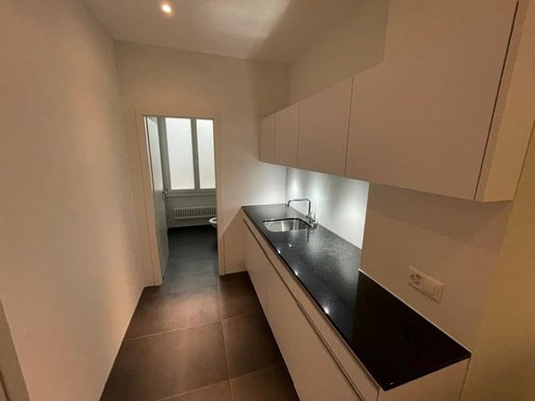 Modernes und helles Büro in der Innenstadt von Bern (1. Stock) 4