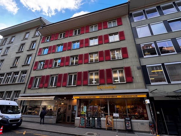 Bäckerei / Gastronomiebetrieb oder Büro- / Dienstleistungsnutzung im Parterre 1