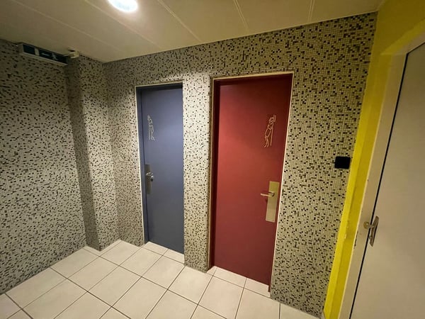 Bäckerei / Gastronomiebetrieb oder Büro- / Dienstleistungsnutzung im Parterre 6