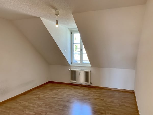 1-Zimmerwohnung, 5. Stock rechts (Dachwohnung mit Galerie) 8