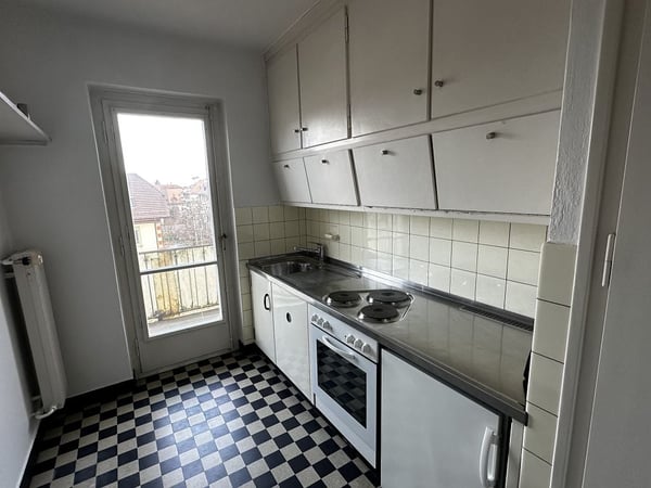 gemütliche 1.5-Zimmerwohnung, 3. Stock rechts 2