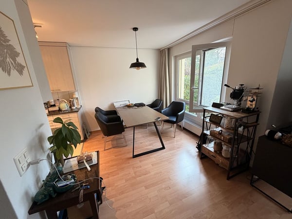 Top gelegene und grosszügige 1.5-Zimmerwohnung gleich beim Rosengarten in Bern 3