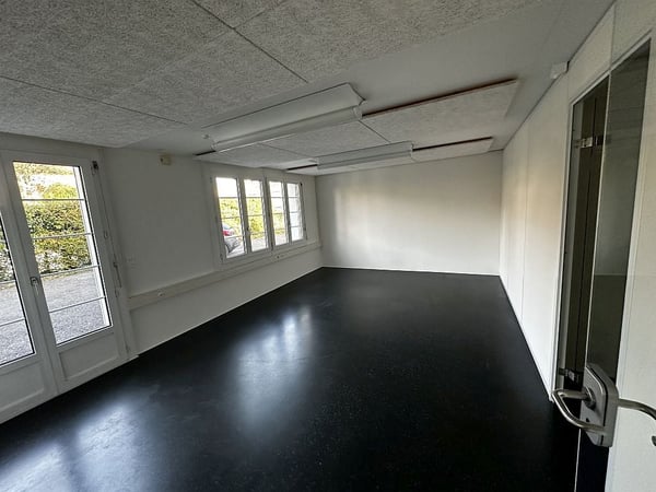 Gewerberaum / Büro, Parterre 9