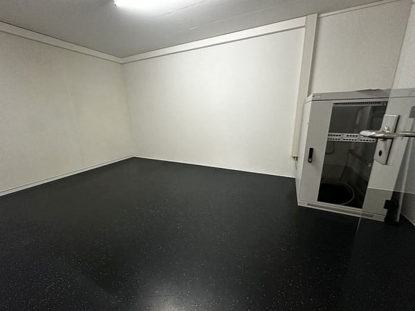 Gewerberaum / Büro, Parterre 7