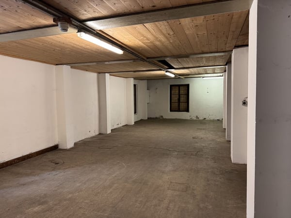 Lagerfläche im Zentrum von Worb 2