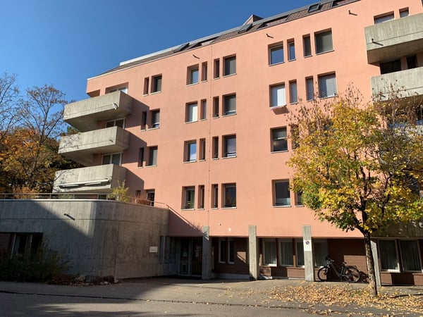 Hallenplatz Nr. 16 5