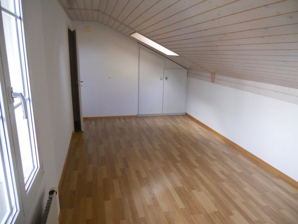 4-Zimmerwohnung, 1. Stock rechts 9