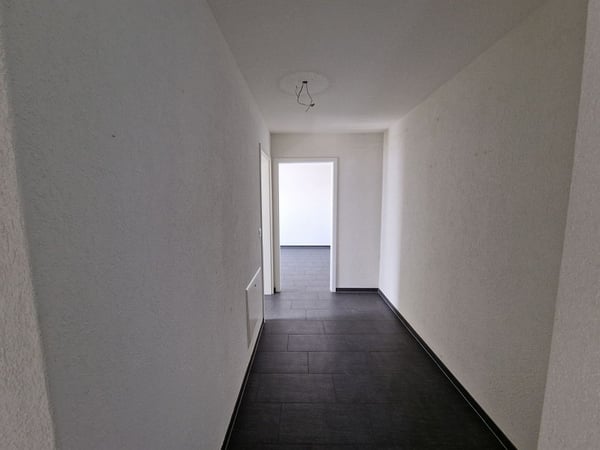 4 1/2-Zimmerohnung, 1. Stoch rechts 2