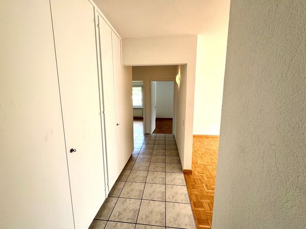 3 1/2-Zimmerwohnung, Parterre links 2