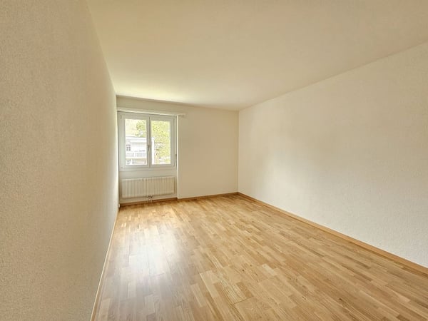 3 1/2-Zimmerwohnung, Parterre rechts 5