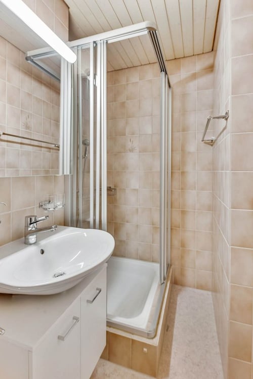 Grosszügige 4.5-Zimmerwohnung im Dachgeschoss mit Balkon 8