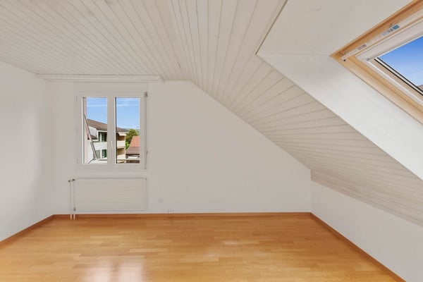 Grosszügige 4.5-Zimmerwohnung im Dachgeschoss mit Balkon 6
