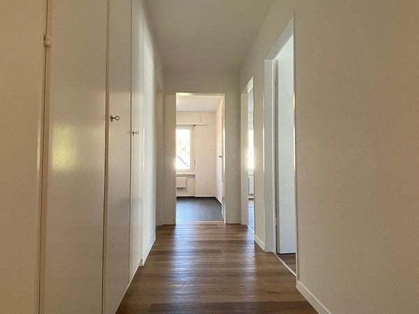 2- Zimmerwohnung, 1. Stock rechts 1