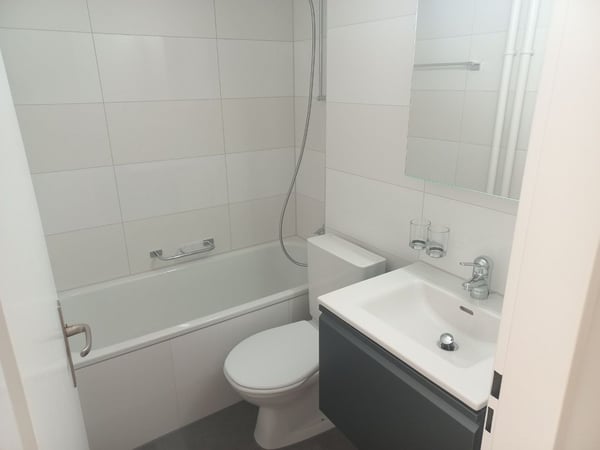 schöne 2 1/2-Zimmerwohnung im 1. Stock 5