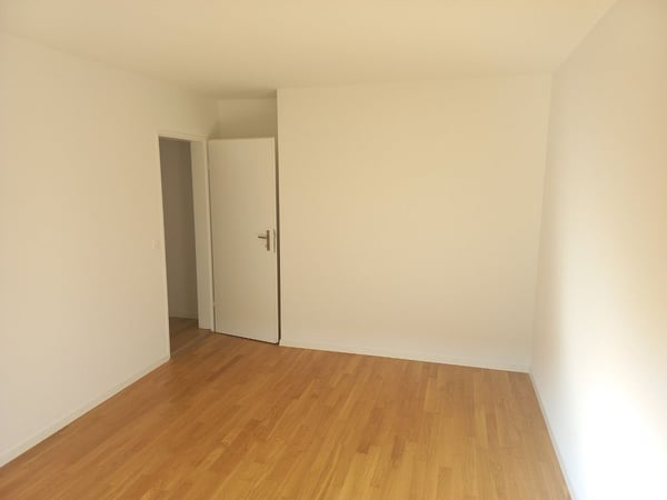 schöne 2 1/2-Zimmerwohnung im 1. Stock 9