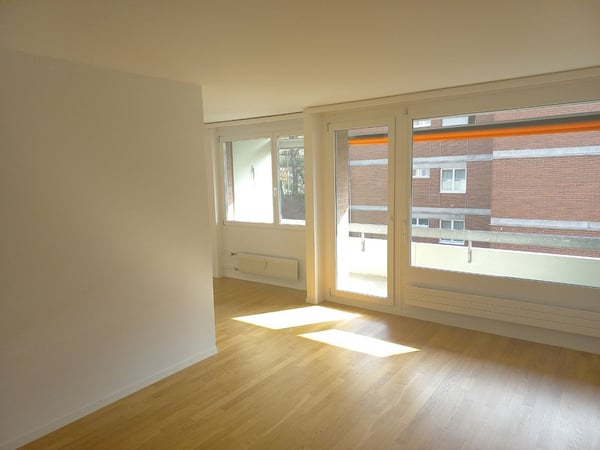 schöne 2 1/2-Zimmerwohnung im 1. Stock 6